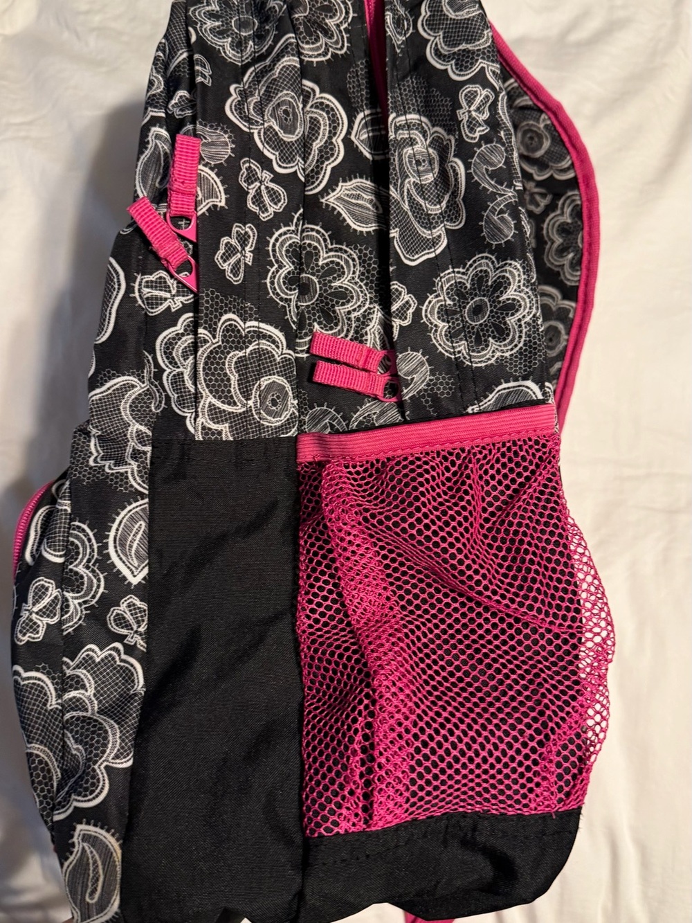 Thirty-One Floral Backpack - Picture 2 of 16